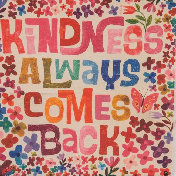 Meet your Posher, Nikki - Picture 6 of 10